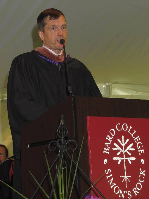 Henry Alford giving commencement address